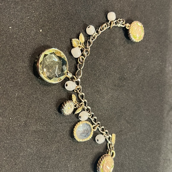 Accesso NYC 7” vintage bracelet - Picture 4 of 4